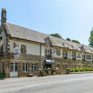 Le Vieux Moulin Hede-Bazouges